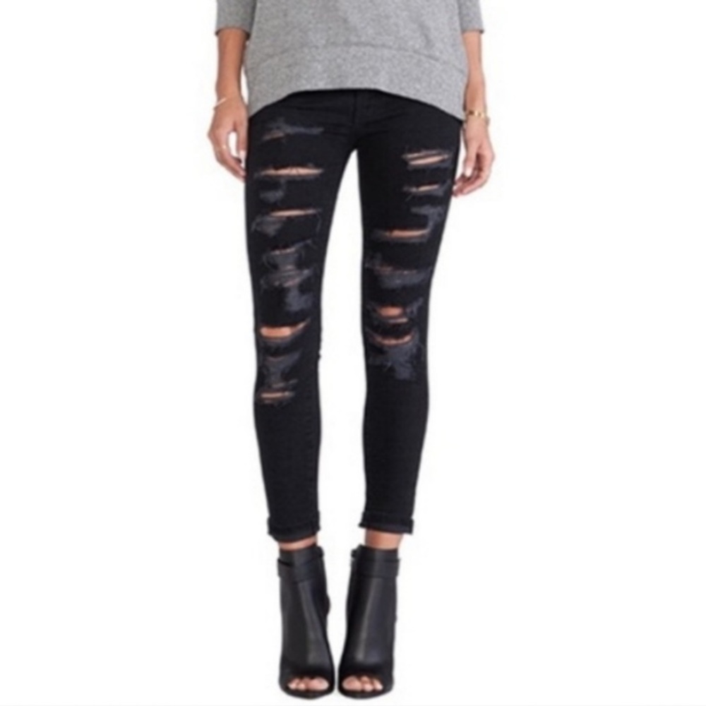 Current/Elliott The Stiletto Destroyed Skinny Jean in Black Tatter